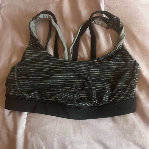 Lululemon Energy Bra - Picture 1 of 3